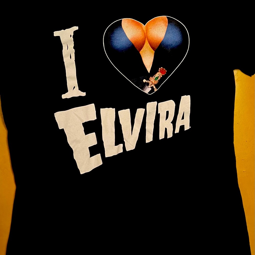 I Love Elvira T-shirt